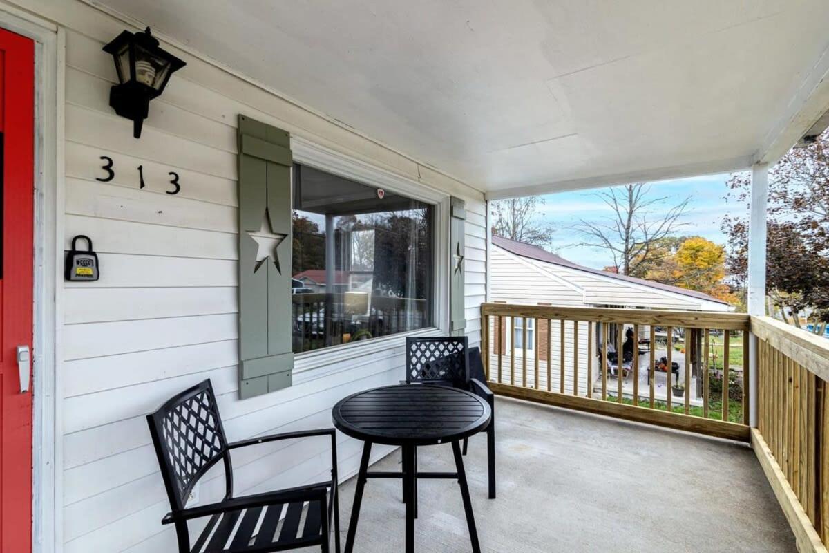 New River Gorge Cottage W Hot Tub, Fire Pit, Grill أوك هيل المظهر الخارجي الصورة